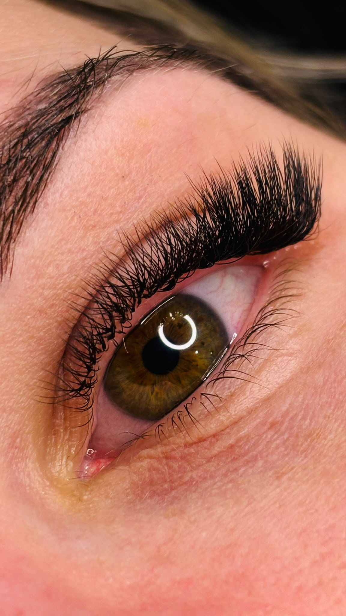 Lash extension detail at Fabeauty Private Studio
